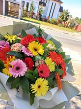 Букет цветов из:  Герберы #REPLACE_PRED# Красный Гуляй
