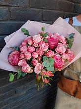 Букет цветов из:  Розы #REPLACE_PRED# Красный Гуляй