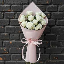 Букет цветов из:  Розы #REPLACE_PRED# Красный Гуляй